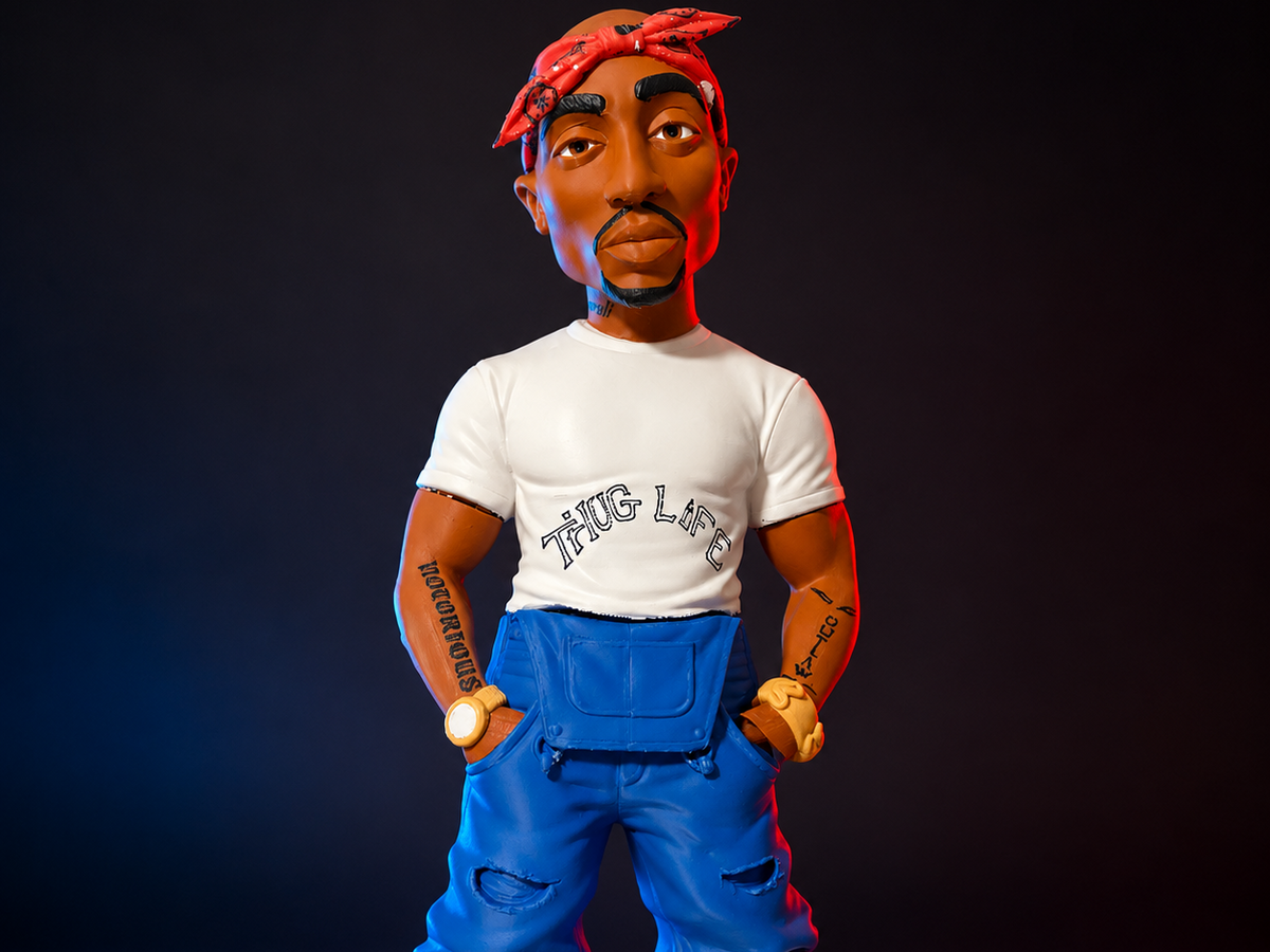 2Pac Shakur large multicolor fan tribute statue — MakerWorld cover.